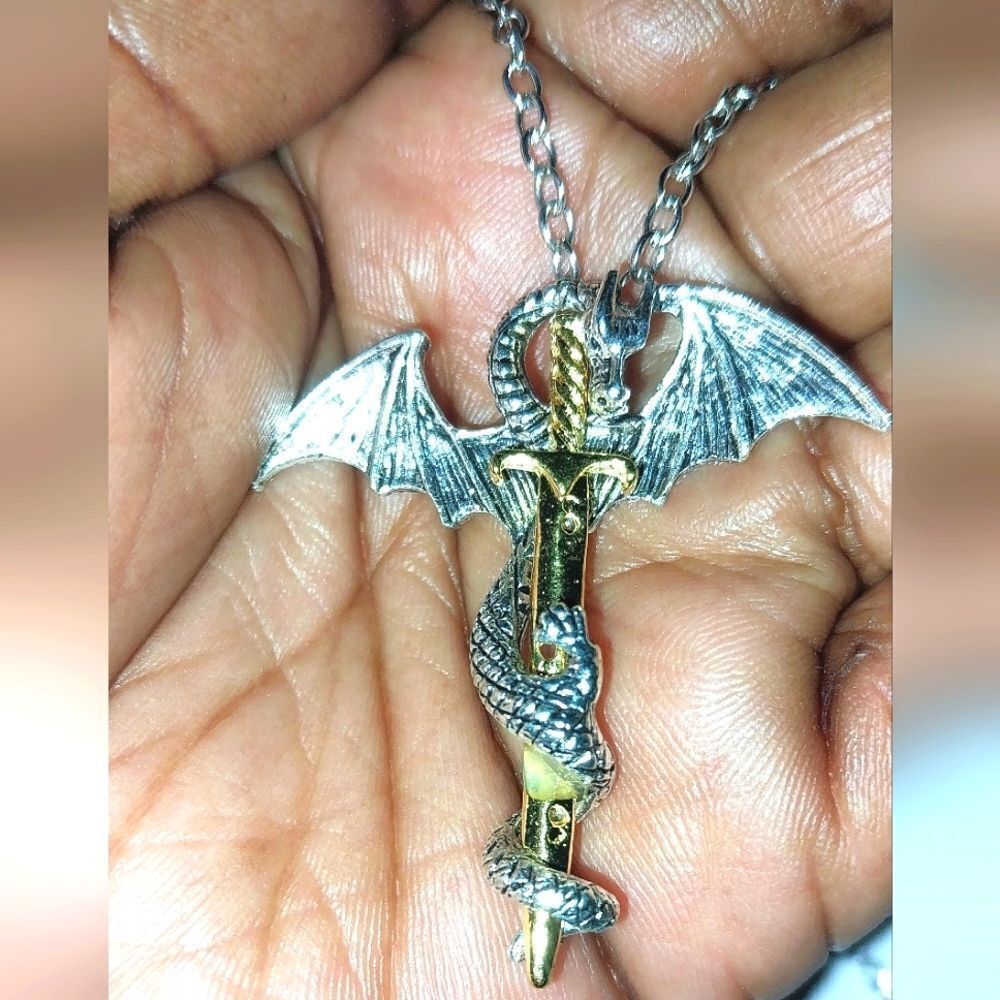 Retro Fashion Rock And Roll Pterosaur Sword Pendant Necklace - Picture 6 of 7